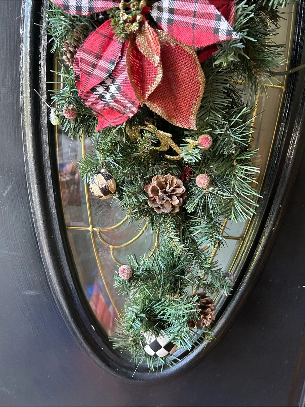 🌲Festive Holiday Door Wreath - Decorative Evergreen Accent🌨️